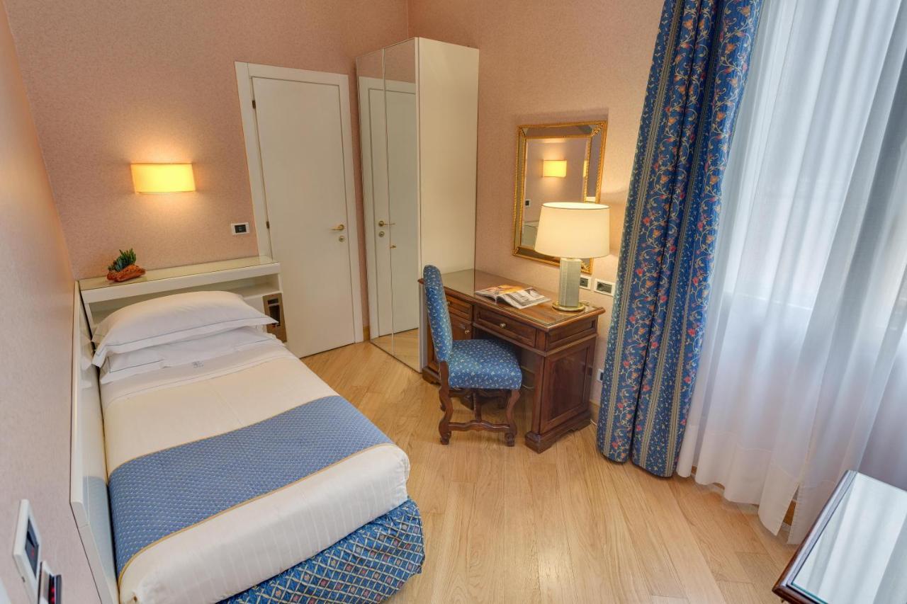 Rivoli Boutique Hotel Флоренция Екстериор снимка